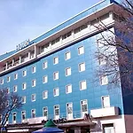 Luna Esperanca Centro 4*