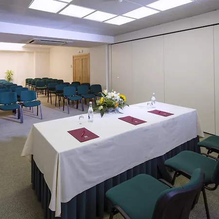 Luna Esperanca Centro Hotel