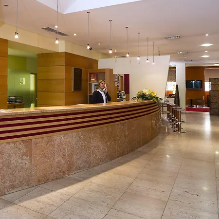 מלון Luna Esperanca Centro שטובל