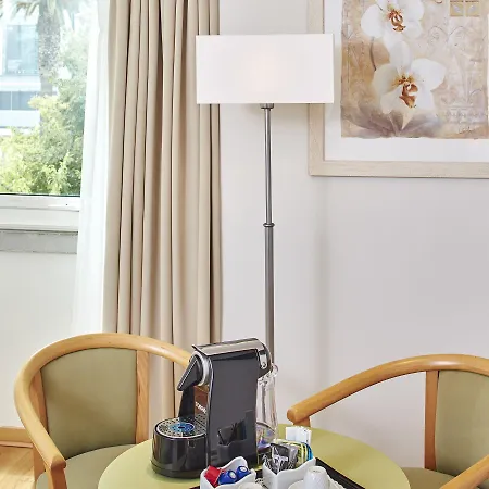 Luna Esperanca Centro 4*