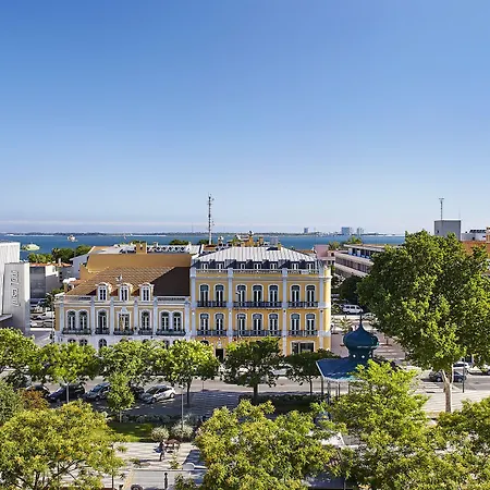 Luna Esperanca Centro Отель 4*