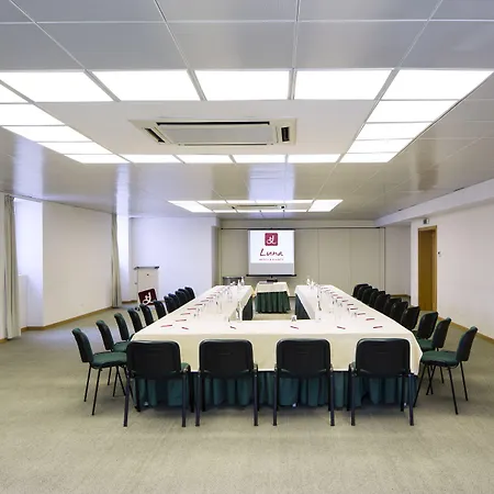 Luna Esperanca Centro 4*