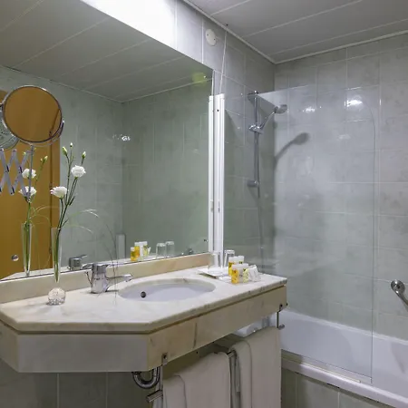 Отель Luna Esperanca Centro 4*